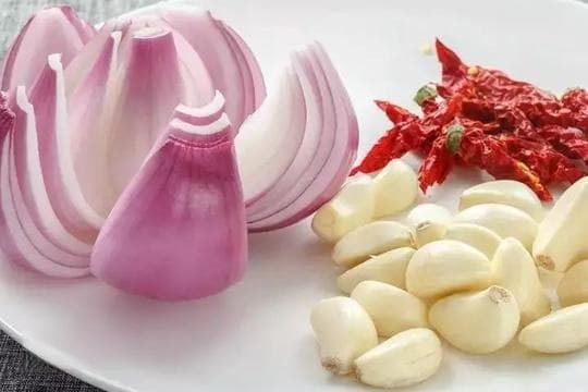 哺乳期的妈妈健康饮食分享，这7类胀气食物建议避开