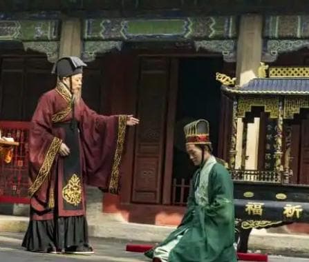 古代男子的冠礼仪：三次加冠与三顶帽子的不同含义