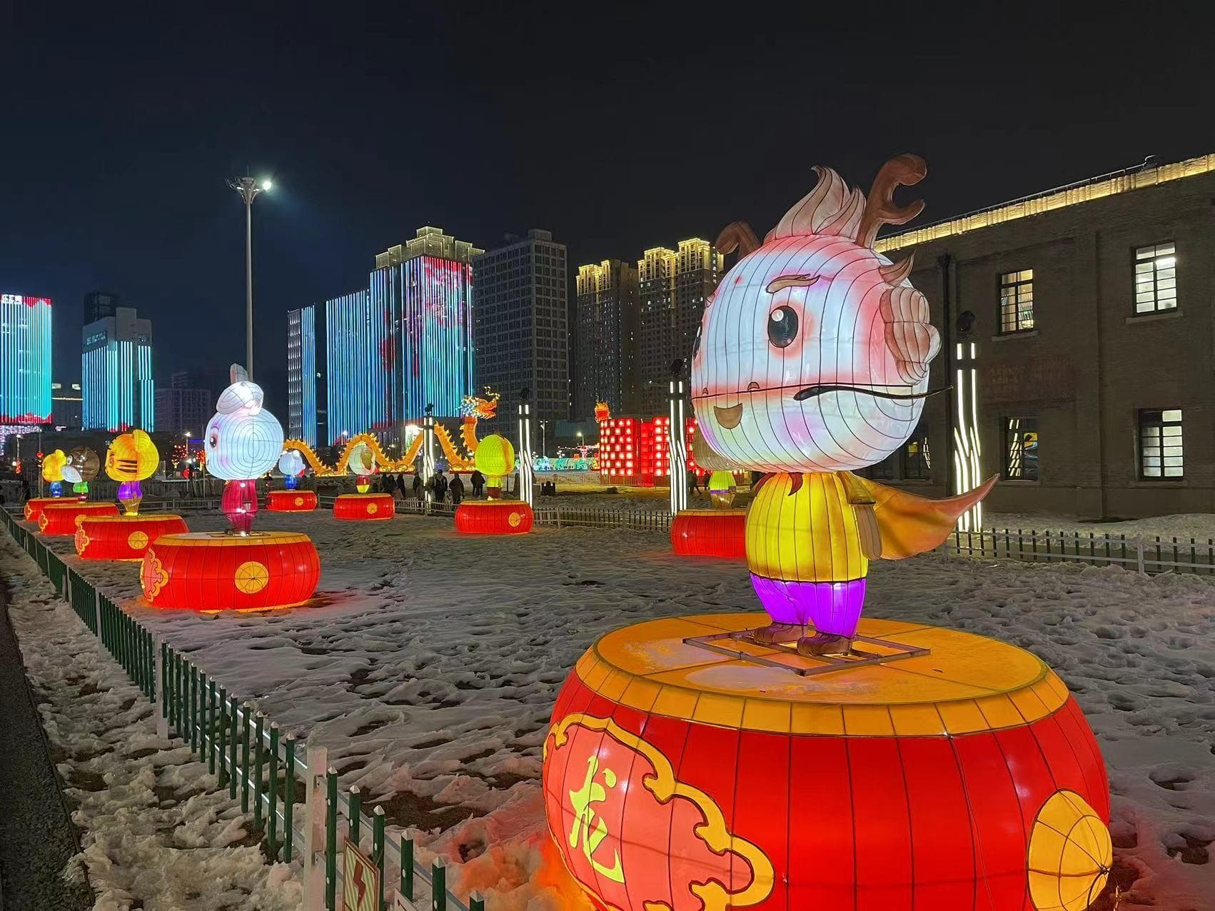 石家庄正太广场花灯璀璨迎元宵