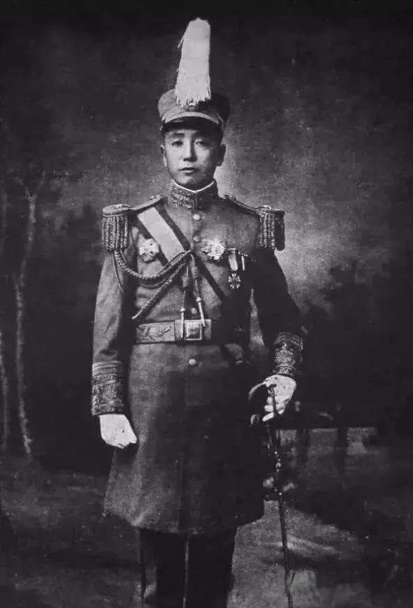 东北王张作霖：从草莽英雄到北洋枭雄