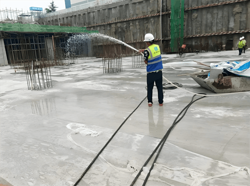 水泥浇筑养护需多长时间
