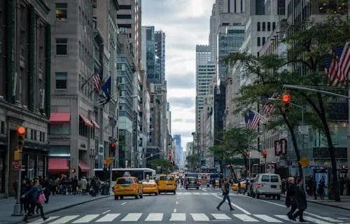 2024年美国移民指南｜普通人如何移民美国？移民美国所需条件