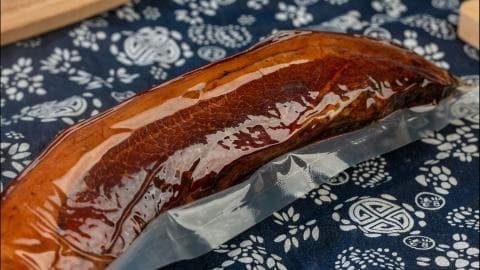 腊肉发霉后还能吃吗？专家提醒：这些危害不容忽视