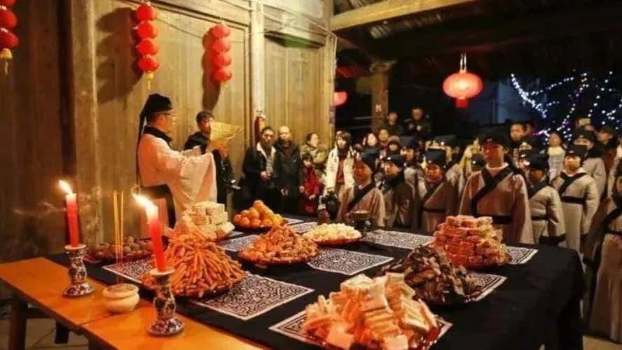 古代灶神崇拜文化：中国火崇拜具象化表现，流传于百姓人间