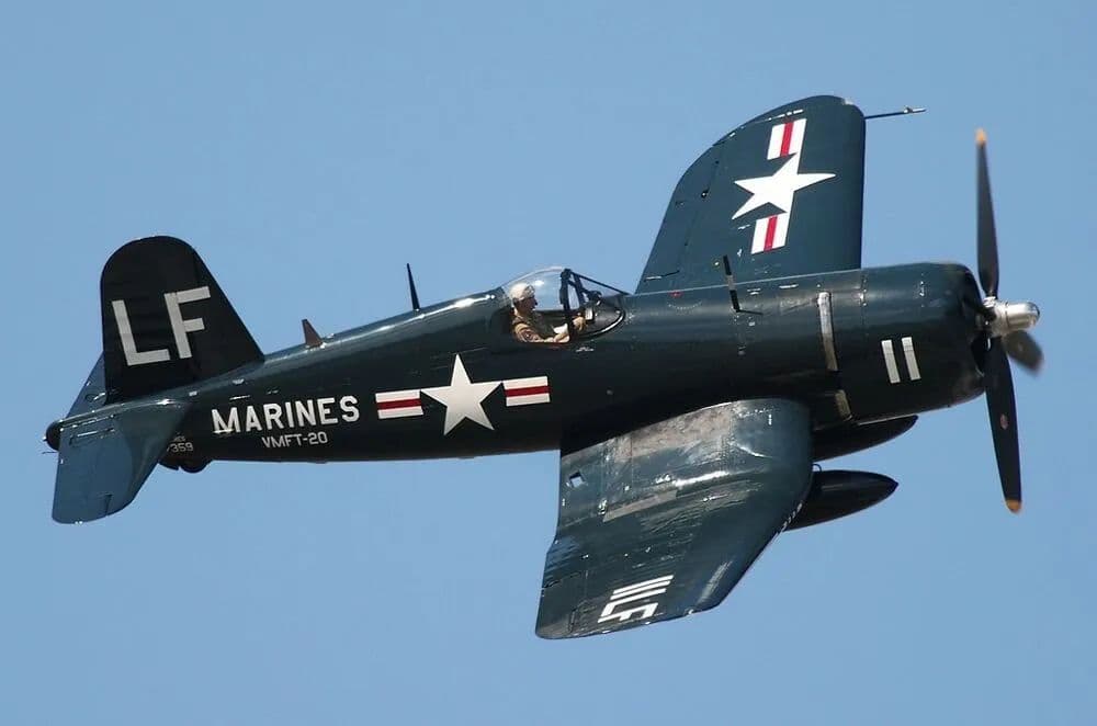 正义的掠夺者——F4U“海盗”战斗机