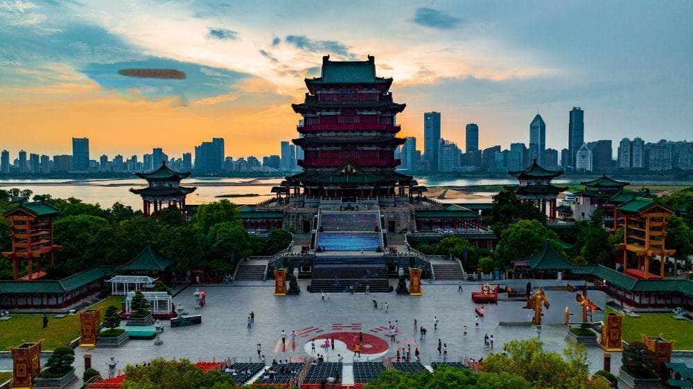 火了上千年，滕王阁靠什么