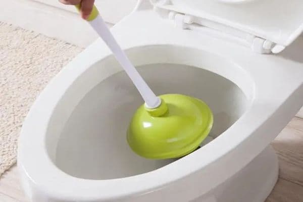 疏通厕所的10种实用方法