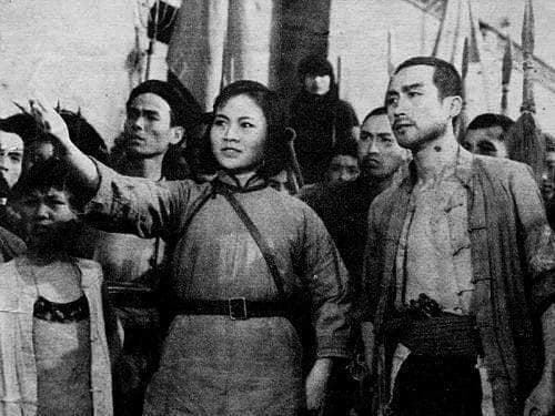 贺龙堂弟贺锦斋：19岁革命，26岁当师长，27岁牺牲，妻子守节67年