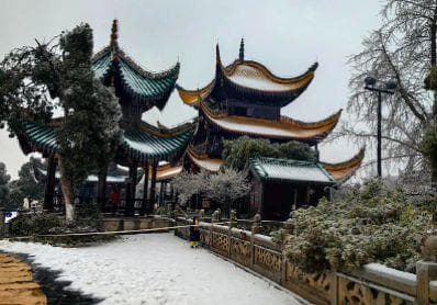 明年是蛇年，老人说：“一闰逢双春，秋冬五谷丰”，是什么意思？