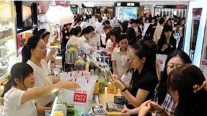 免税店和普通商店有何不同，免税店更便宜，当地人为何不买？