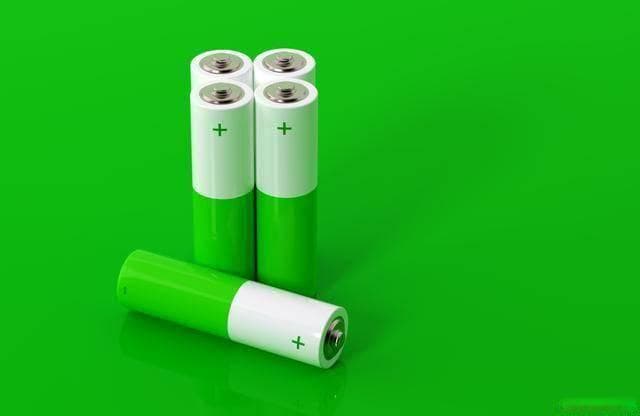9种主要新型储能技术的优缺点对比