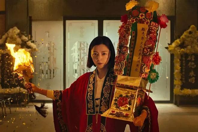 《破地狱》，撕开了东亚社会最「难以启齿」的伤疤