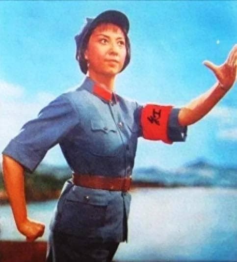 专家说：改革开放了，《红色娘子军》这种过时的样板戏应该被淘汰