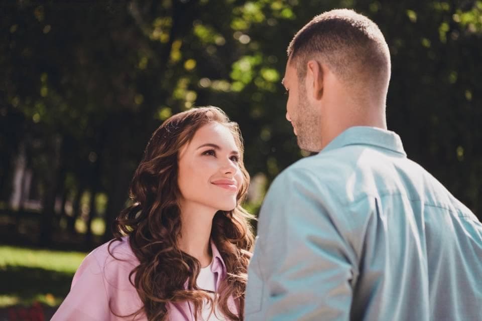 生活中夫妻如何共同探索新事物增添生活乐趣呢？