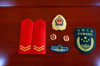 当兵2年、5年、8年、12年、16年分别是什么样子！ 中国的军衔等级及标志