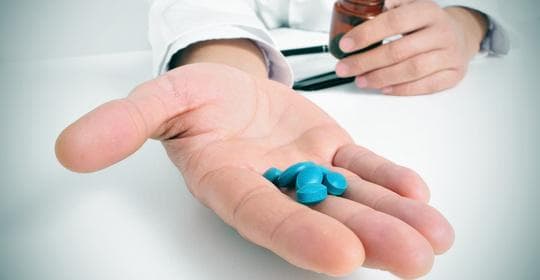 甲硝唑(Metronidazole)：功效、副作用、服用注意事项及禁忌人群