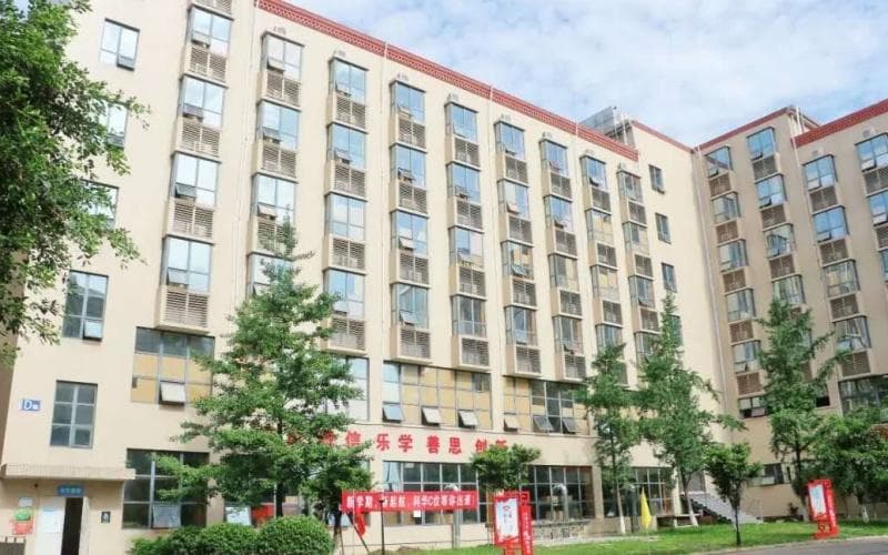 四川职业学校专业选择指南：为孩子未来保驾护航