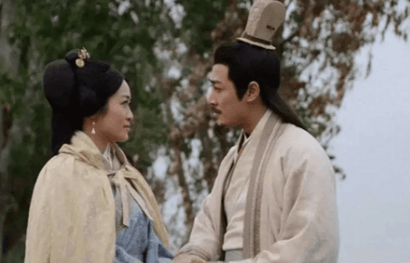 历史中的黄月英：智慧与美德并重的传奇女子