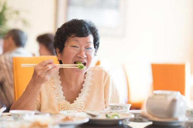 八分饱真的更健康？研究证实：这样做才能真正受益