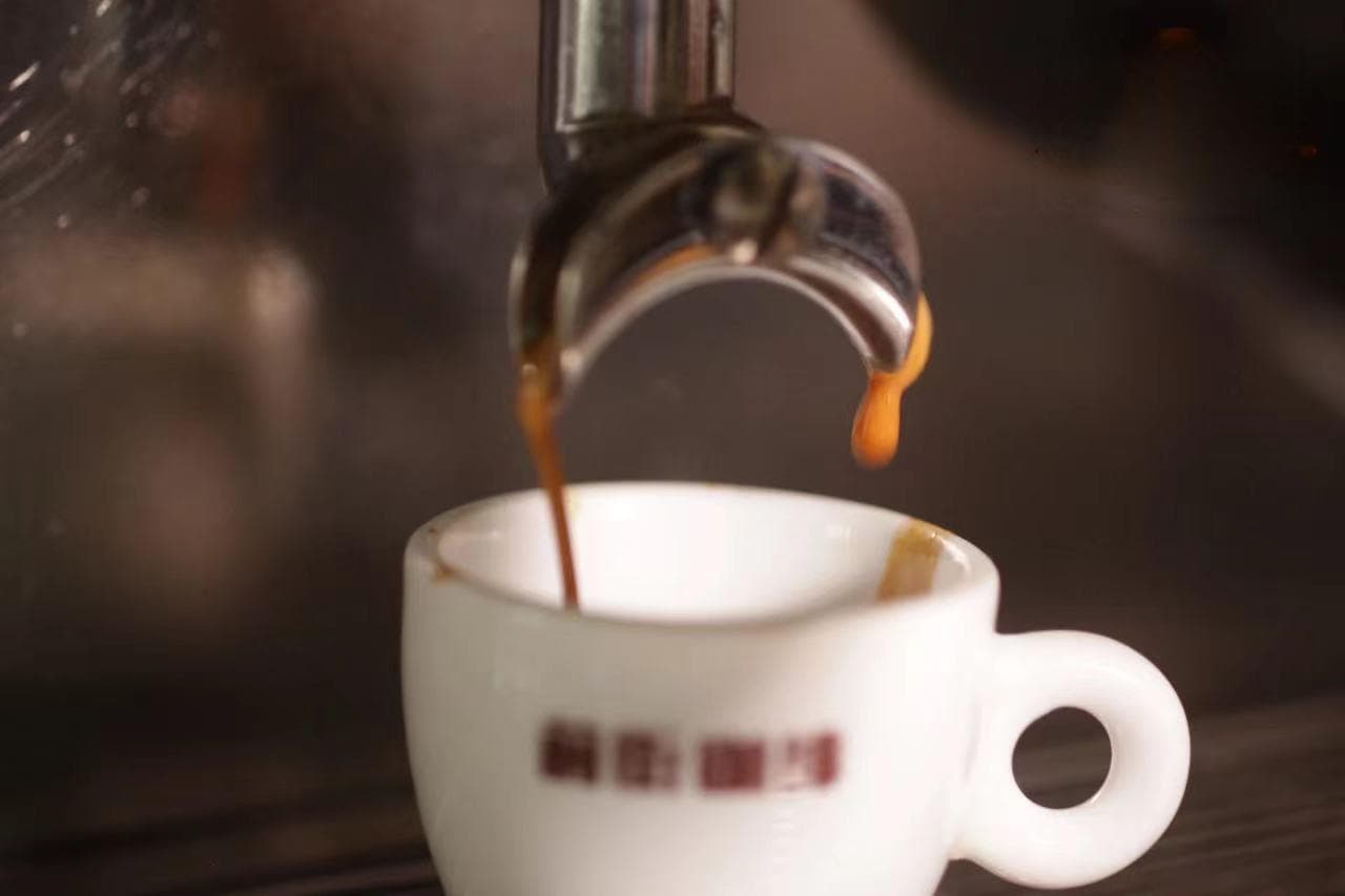 意式浓缩咖啡萃取时间粉量标准 意式拼配咖啡豆配方技巧分享