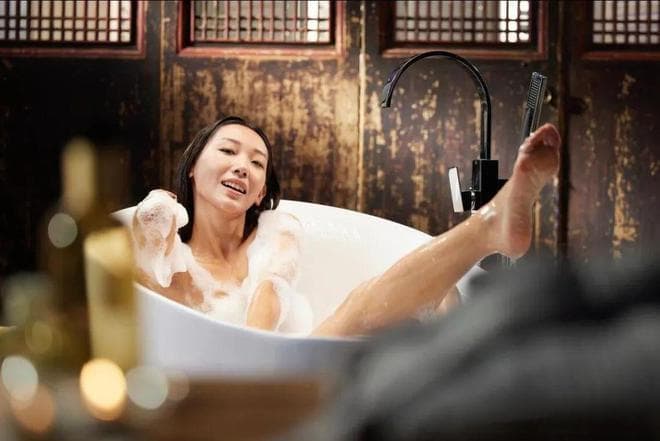 几天洗一次澡更健康？建议：中老年人洗澡，需要注意5点，要重视