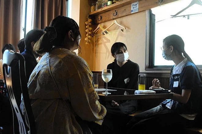 比ChatGPT更暖心：应对孤独问题日本开发AI伴侣，能听你倾诉还自然回应