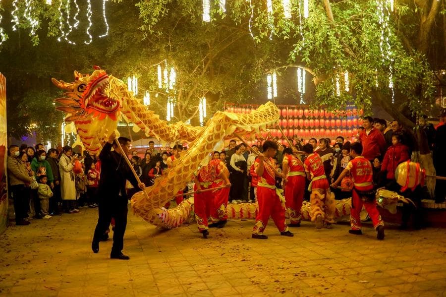 广西北流：多彩文化活动为年味添韵