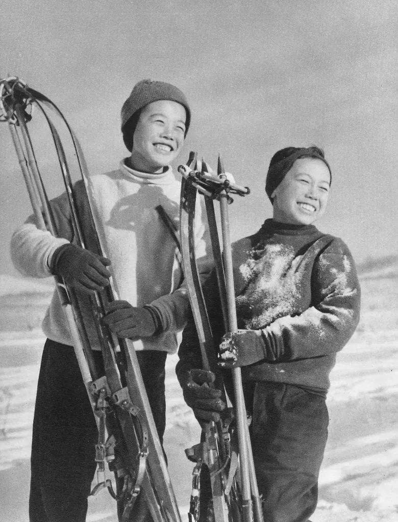 哈尔滨冰雪体育运动档案文化展，讲述“尔滨”百年冰雪荣耀