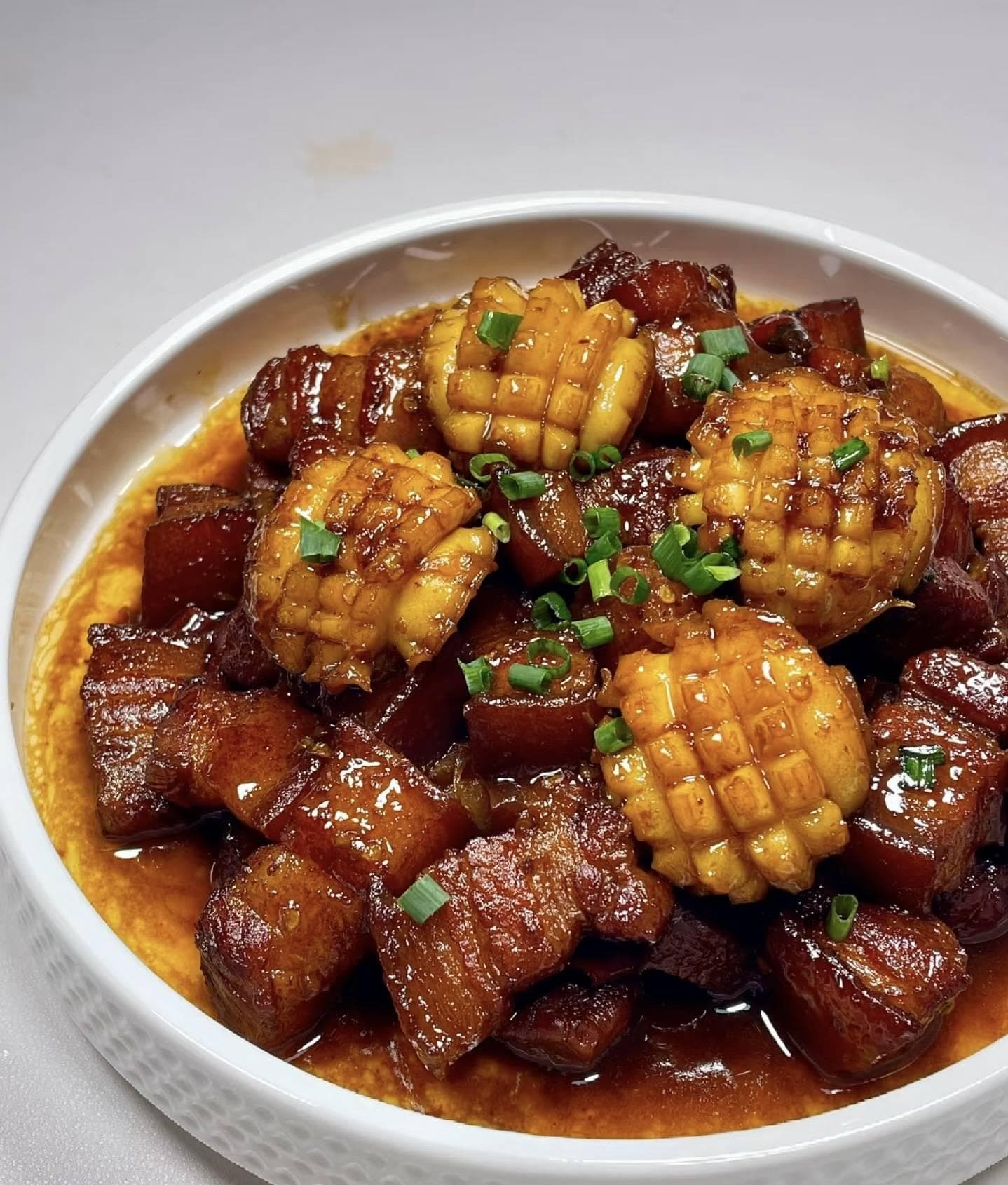 珍馐献礼：家庭版鲍鱼红烧肉的奢华享受