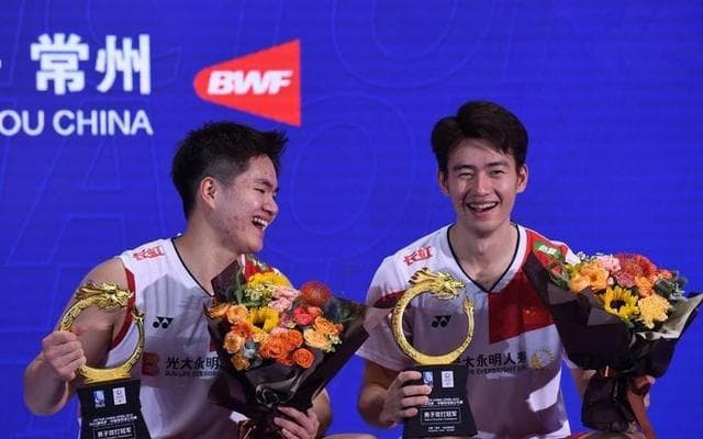 热闻|抵制饭圈文化，国羽带头！“梁王”组合解散粉丝群