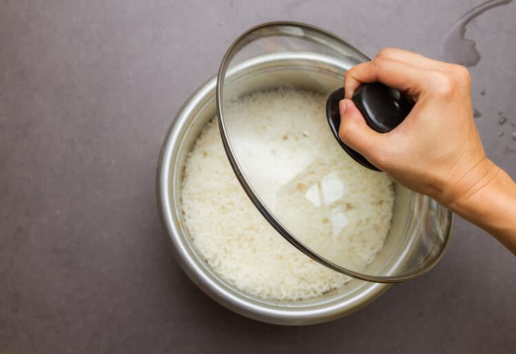 生水含氯，用来煮饭不但有毒还致癌？