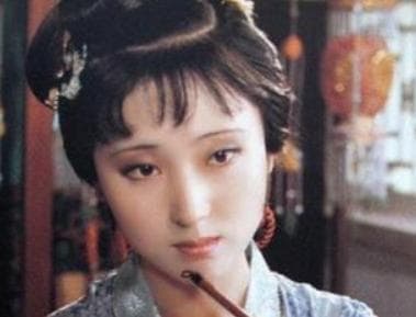 红楼梦中史湘云对宝玉是什么感情？