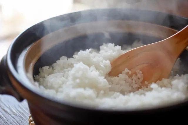 微波炉热米饭一般几分钟？米饭界的“以旧换新”！