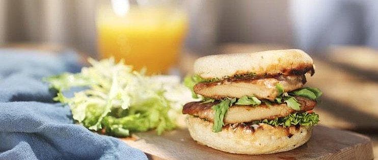 《如懿传》深度解析：历史背景与人物关系探究