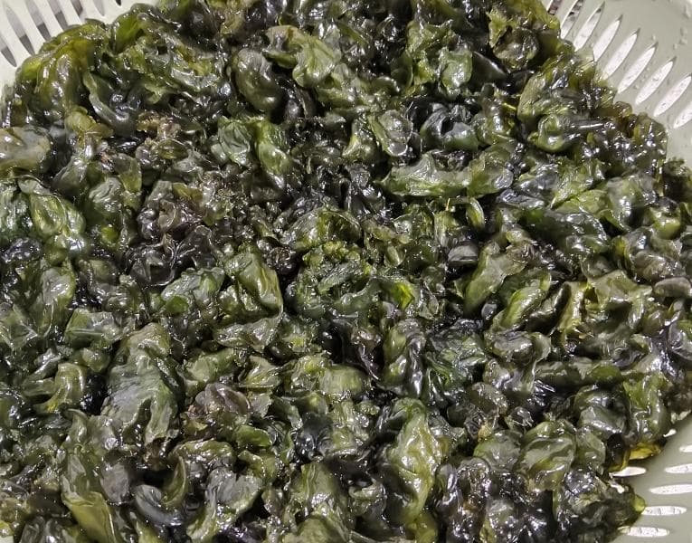 地木耳炒鸡蛋：清洗有讲究，三步做出爽滑美味