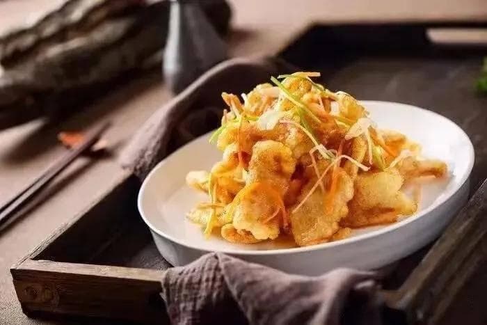 哈尔滨老字号美食：三家百年老店的传承与创新