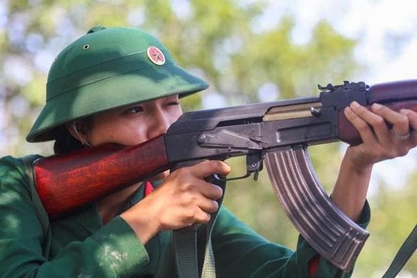 世界上女兵最多的国家排名前十：美国排第一，中国仅居第三