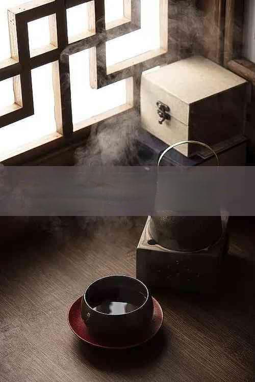 养胃好选择：适合饮用的健康茶品推荐