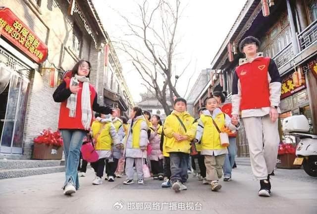 青春归巢 乐为桑梓献才智 寒假"返家乡"大学生参与社会实践活动纪实