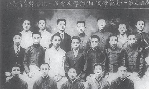 毛主席早年推崇曾国藩，因何晚年很少提及？刘帅坦言：其人不可取