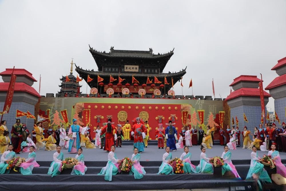 祈福迎祥！盐城阜宁"打春牛"民俗热闹上演
