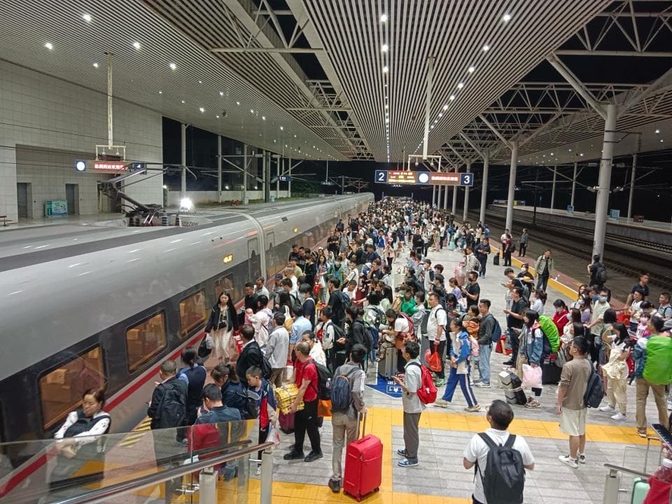 “候鸟”大军爱去的Top10城市有哪些？年轻“候鸟”更爱南方小县城