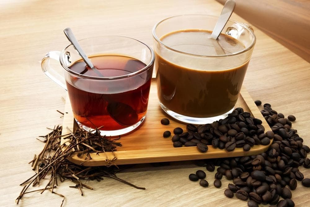 喝茶还是咖啡？新研究：绿茶喝到这个量能防痴呆