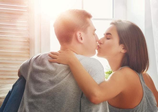 爱情的温度：如何保持浪漫与新鲜感？
