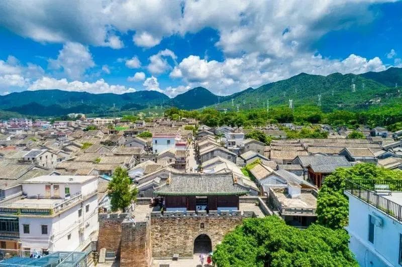 大鹏所城：深圳文化之根的历史传承与现代发展