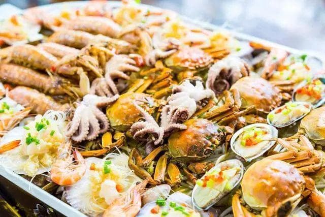 隔夜海鲜还能吃吗？揭秘隔夜海鲜的安全性与食用建议