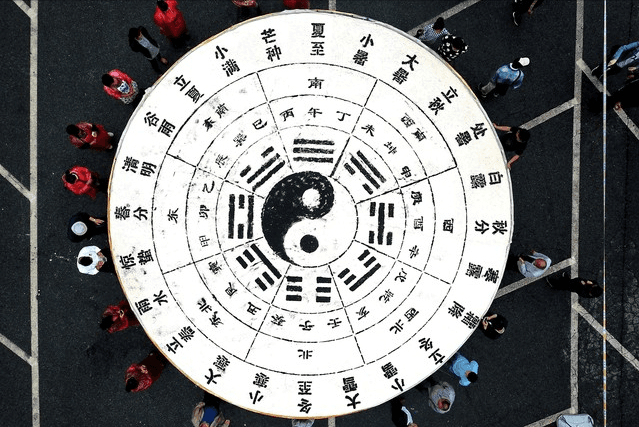 “60年不遇”的清明节，今年碰到了，哪天去上坟扫墓最好？