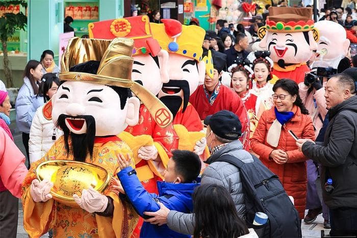 年俗里品年味 正月初五迎财神