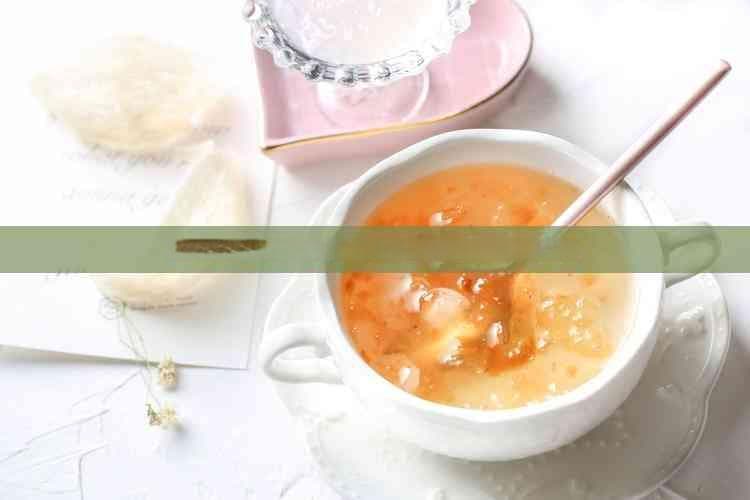 燕窝炖制指南：每日建议食用量与营养均衡搭配建议