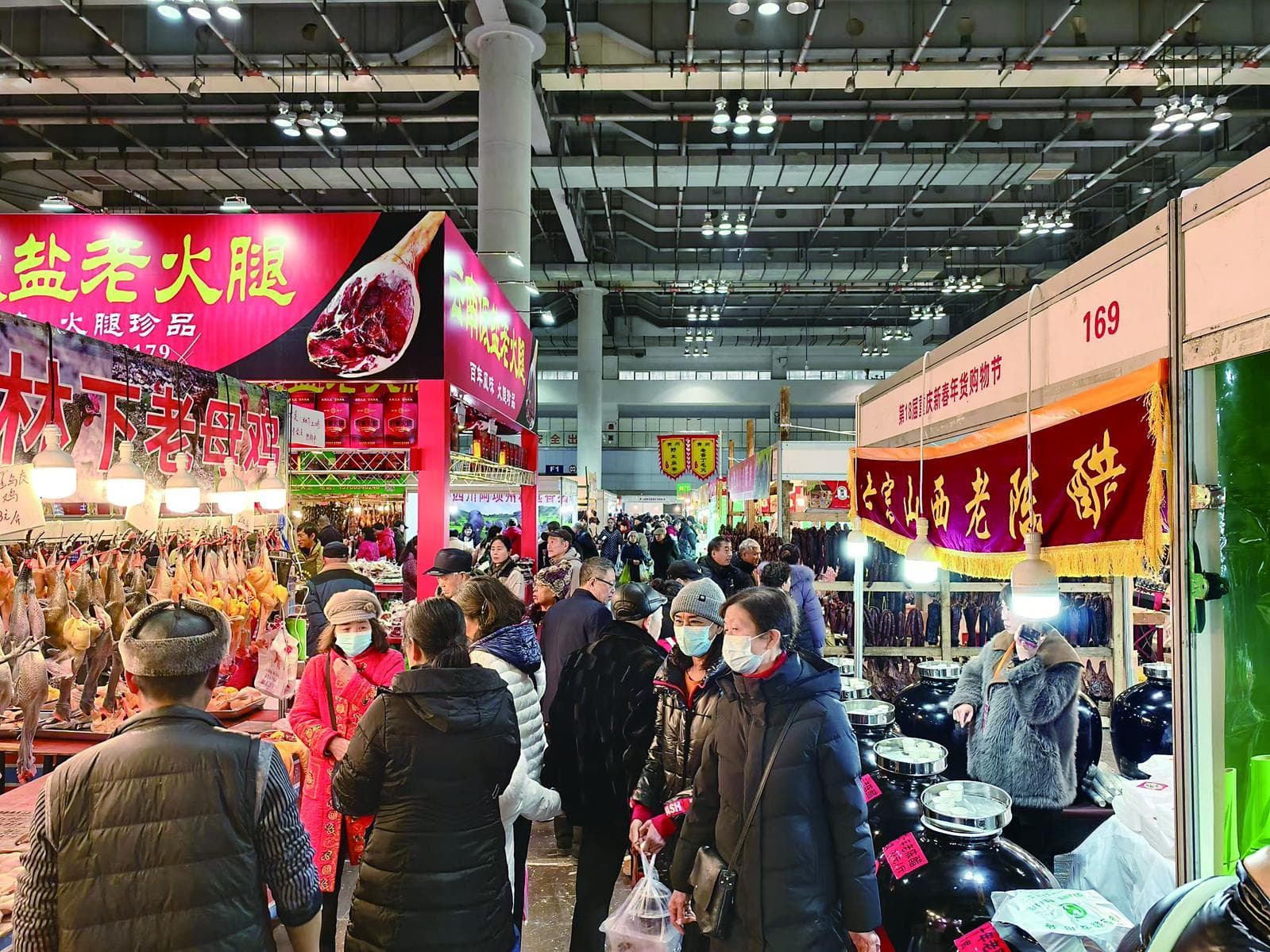 春节旅游市场变局：出境游遇冷，入境游增两倍